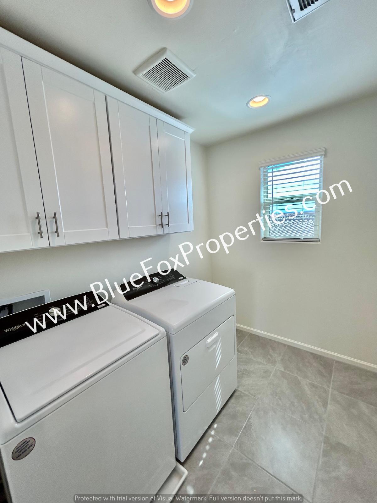 7831 S Walnutview Dr property image
