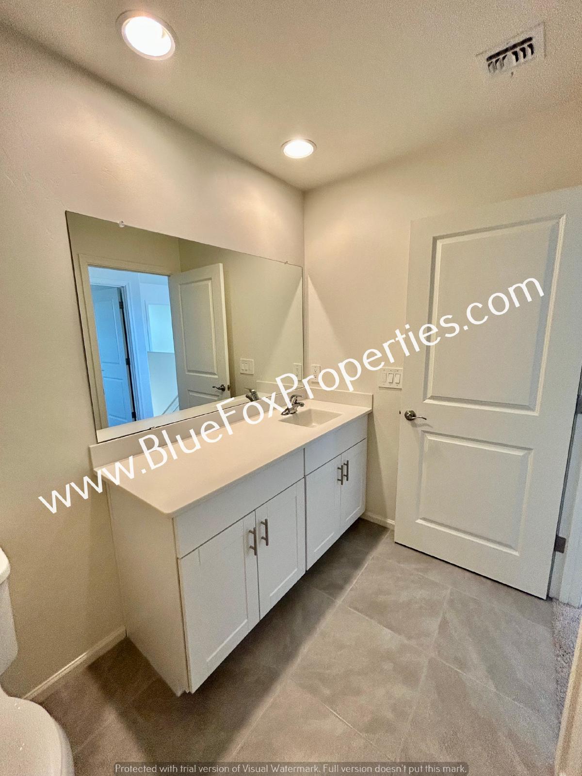 7831 S Walnutview Dr property image