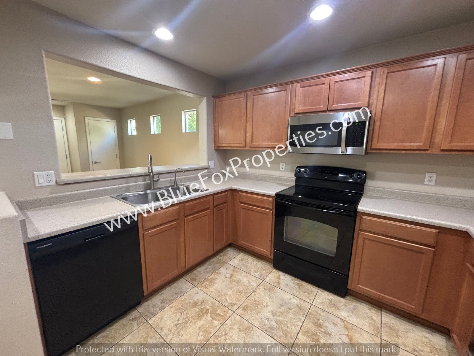 10640 E Singing Canyon Dr property image