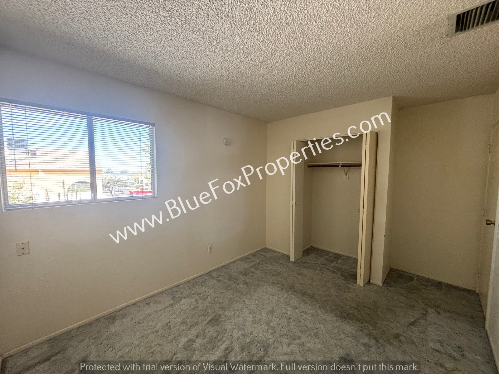 8675 N Lyra Ln property image