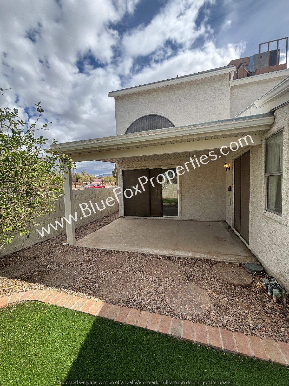 8675 N Lyra Ln property image