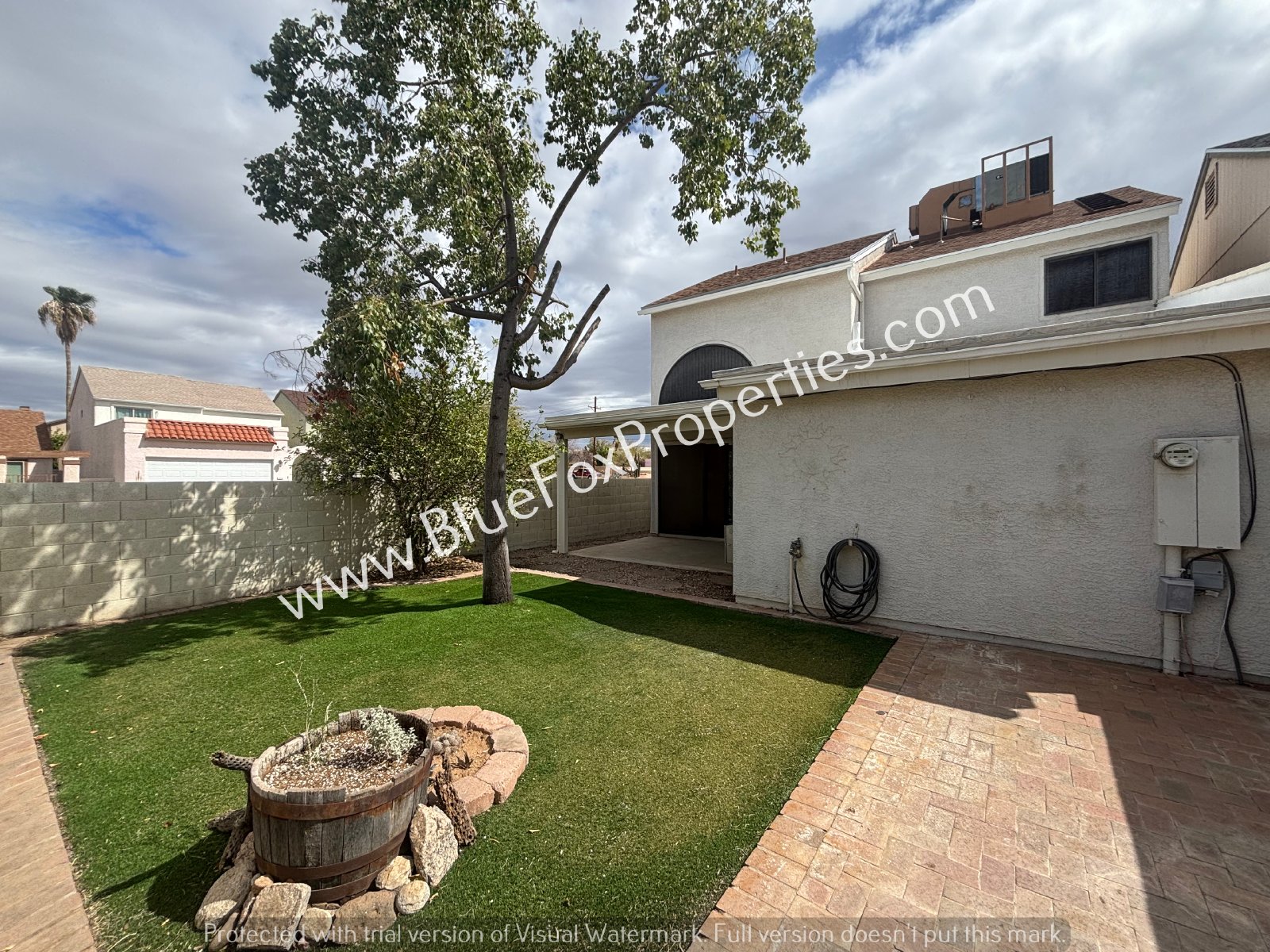 8675 N Lyra Ln property image