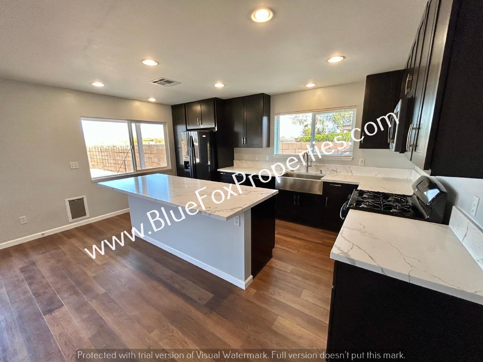 10066 N Blue Crossing Way property image