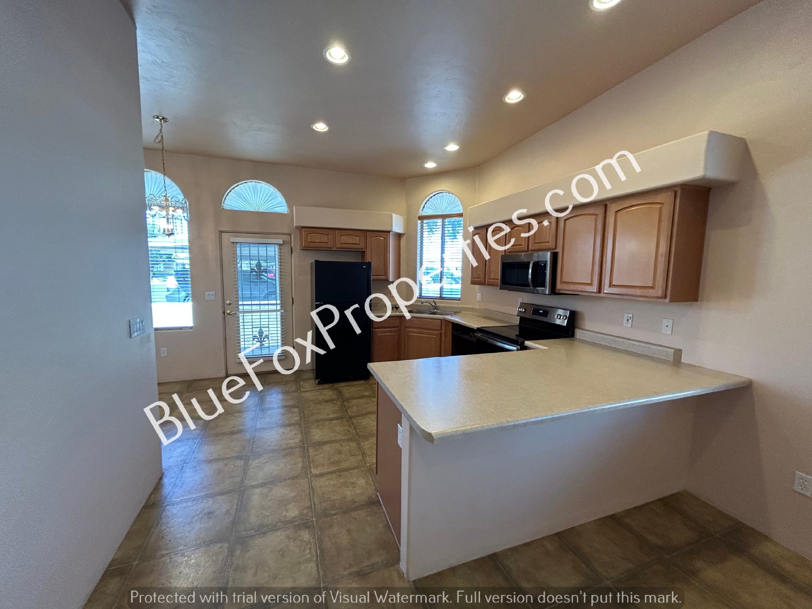 2347 W Via Di Silvio- A 55+ Community! property image