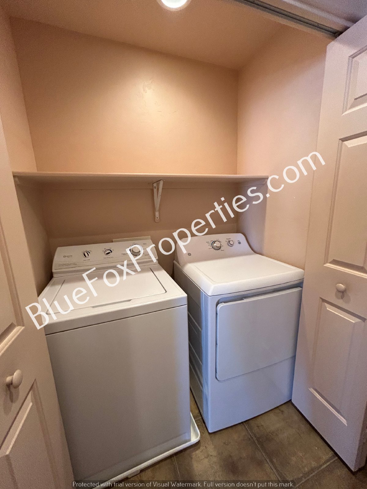 2347 W Via Di Silvio- A 55+ Community! property image