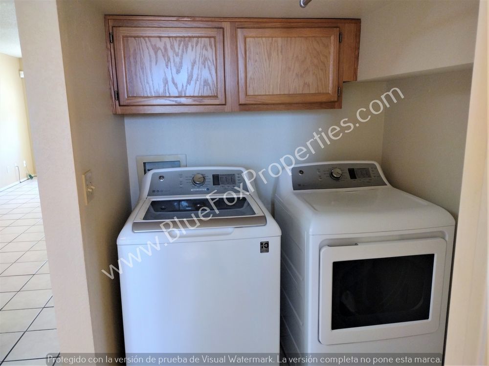 Centrally Located 2 bedroom, 2 bathroom property image