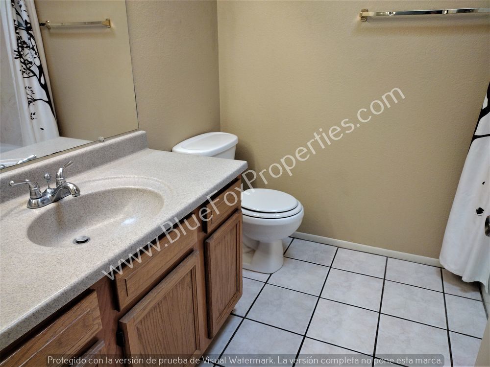 Centrally Located 2 bedroom, 2 bathroom property image