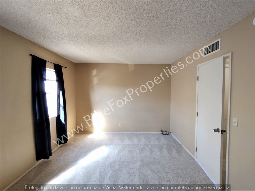 Centrally Located 2 bedroom, 2 bathroom property image