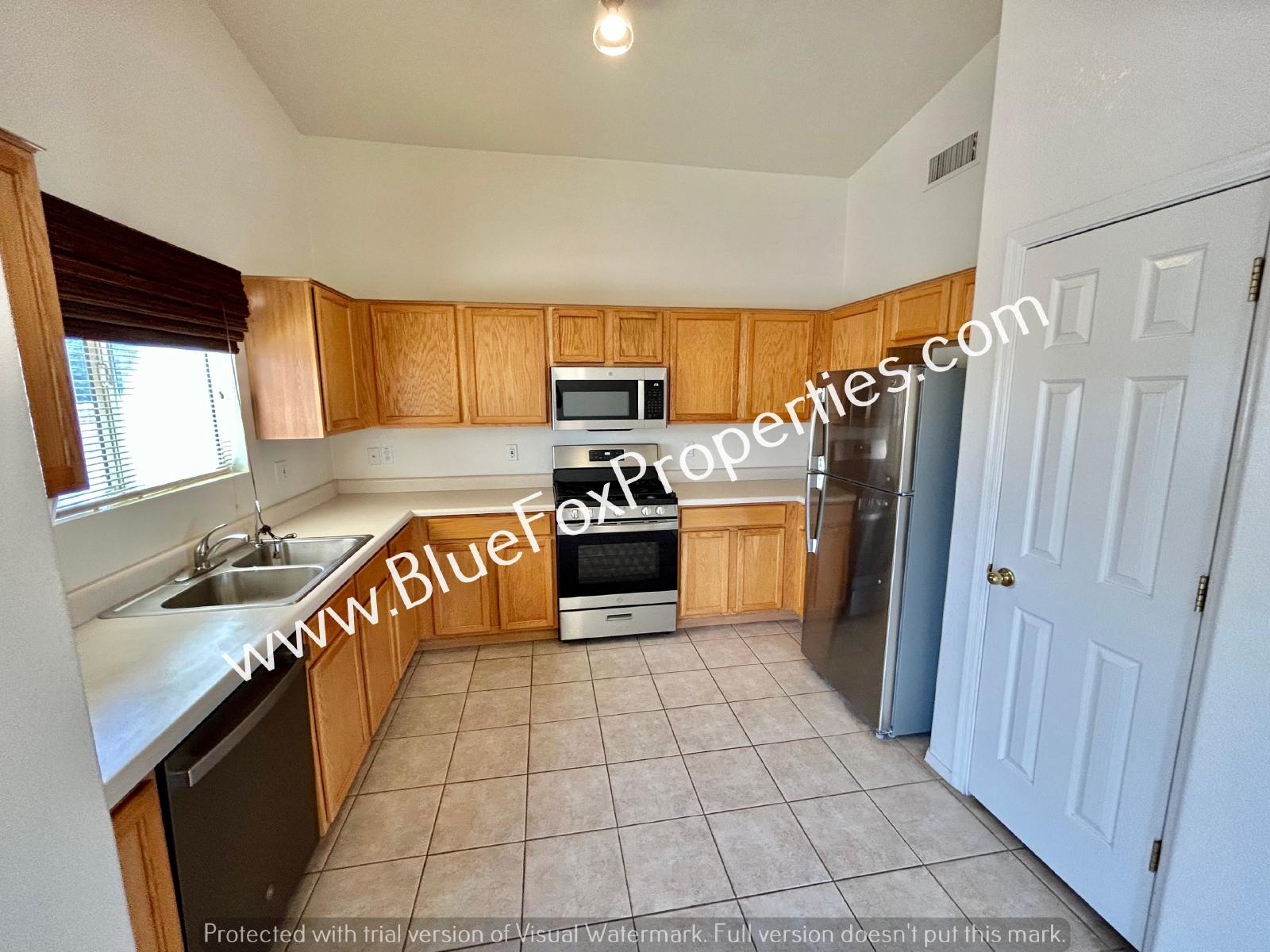 2183 W Burlwood Way property image