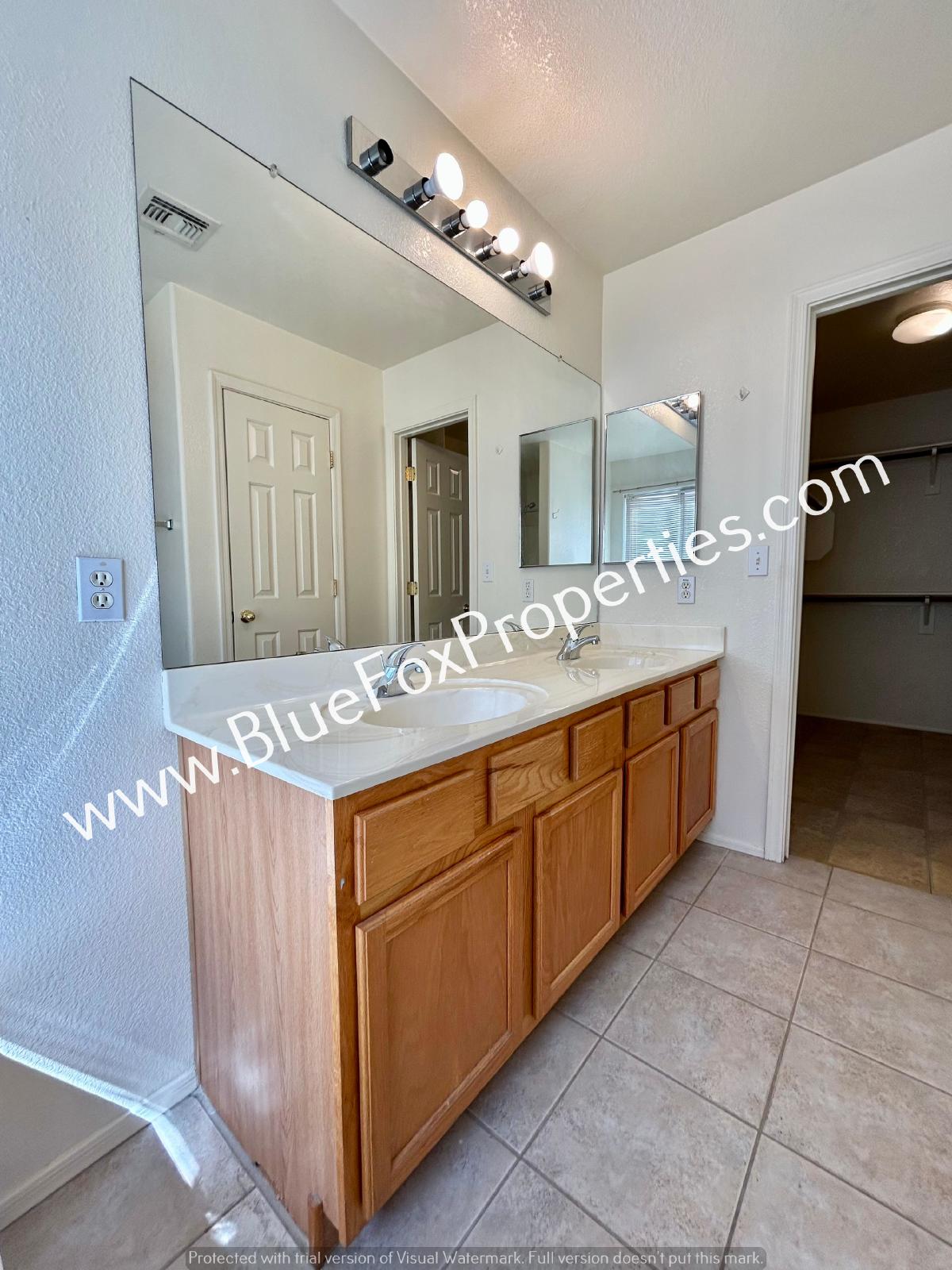 2183 W Burlwood Way property image