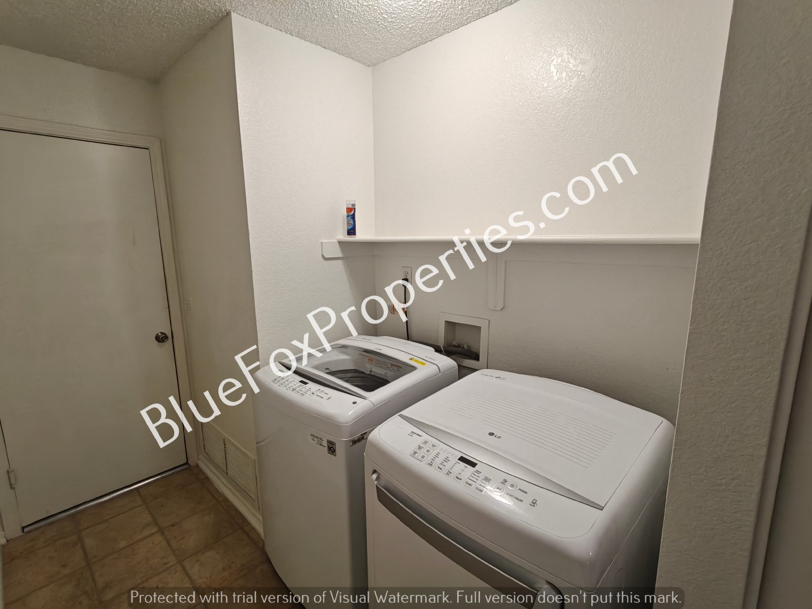 1643 W Denning Court property image