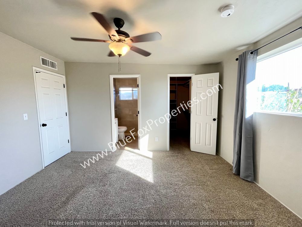9512 E 29th St property image