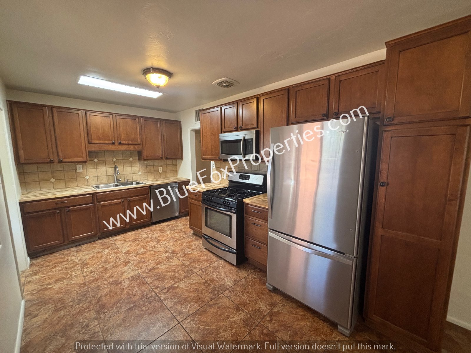 4438 E Elmwood St property image