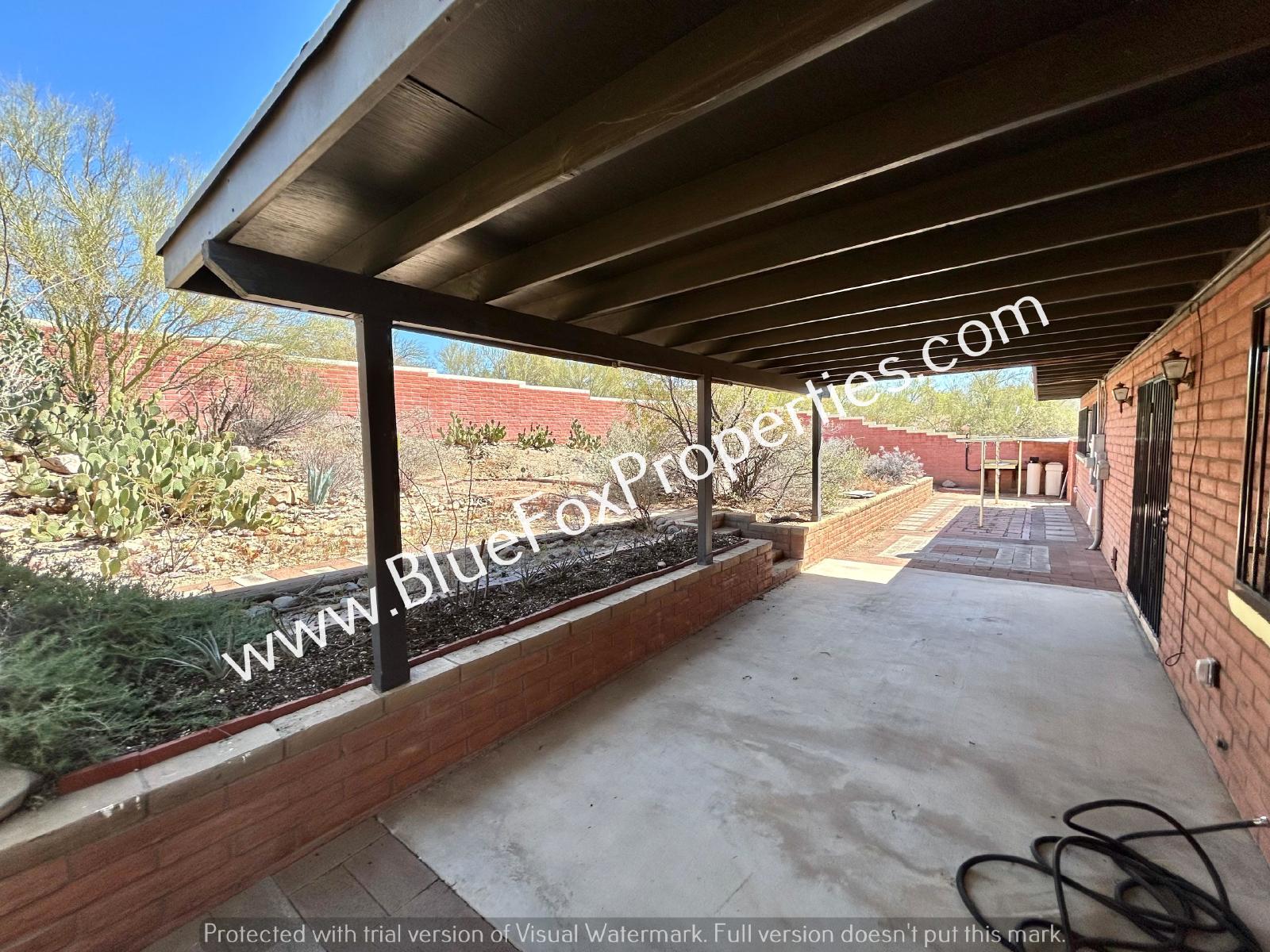 2060 N Painted Hills Rd property image