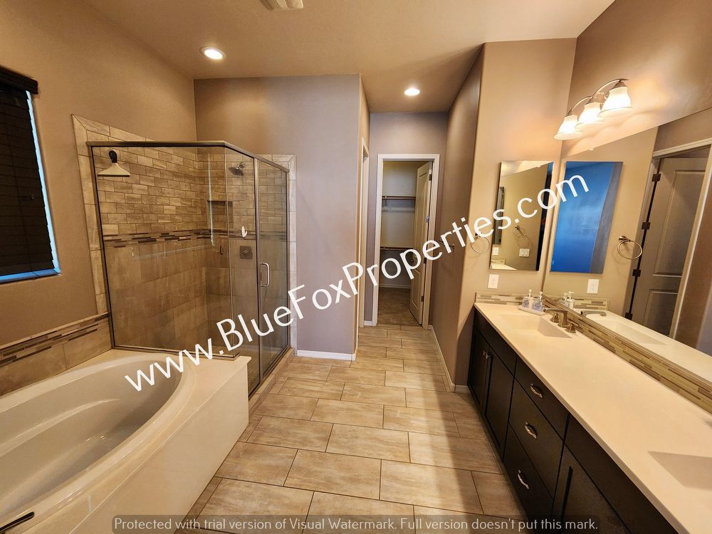 1072 W Rock Daisy Ln property image
