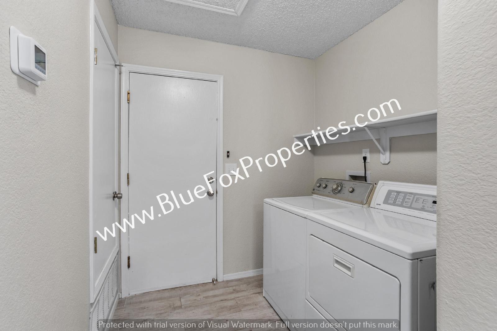 8961 E Alderpoint Way property image