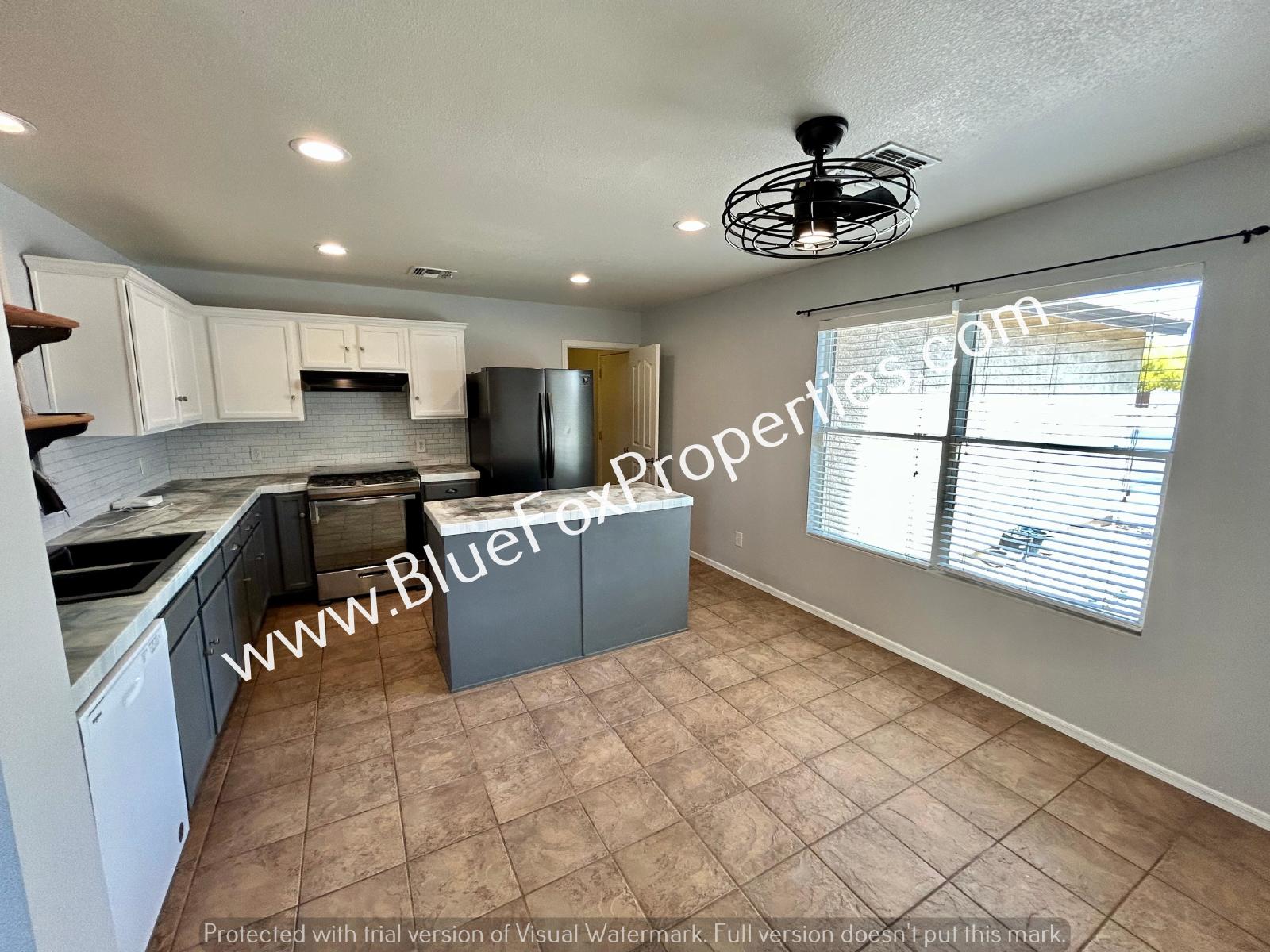 5706 W King Snake Dr property image