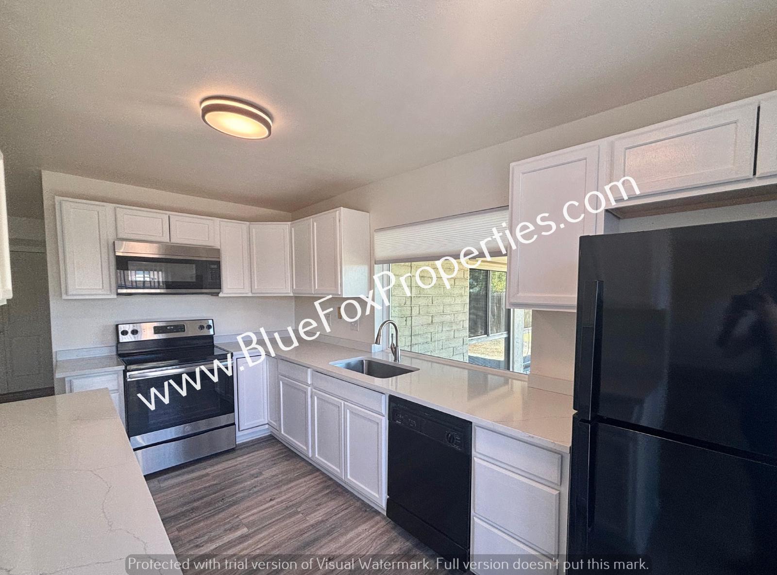 1802 S Sunburst Pl property image