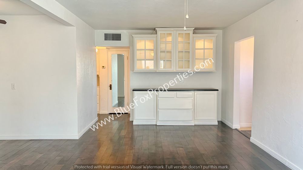 1510 E Silver St property image
