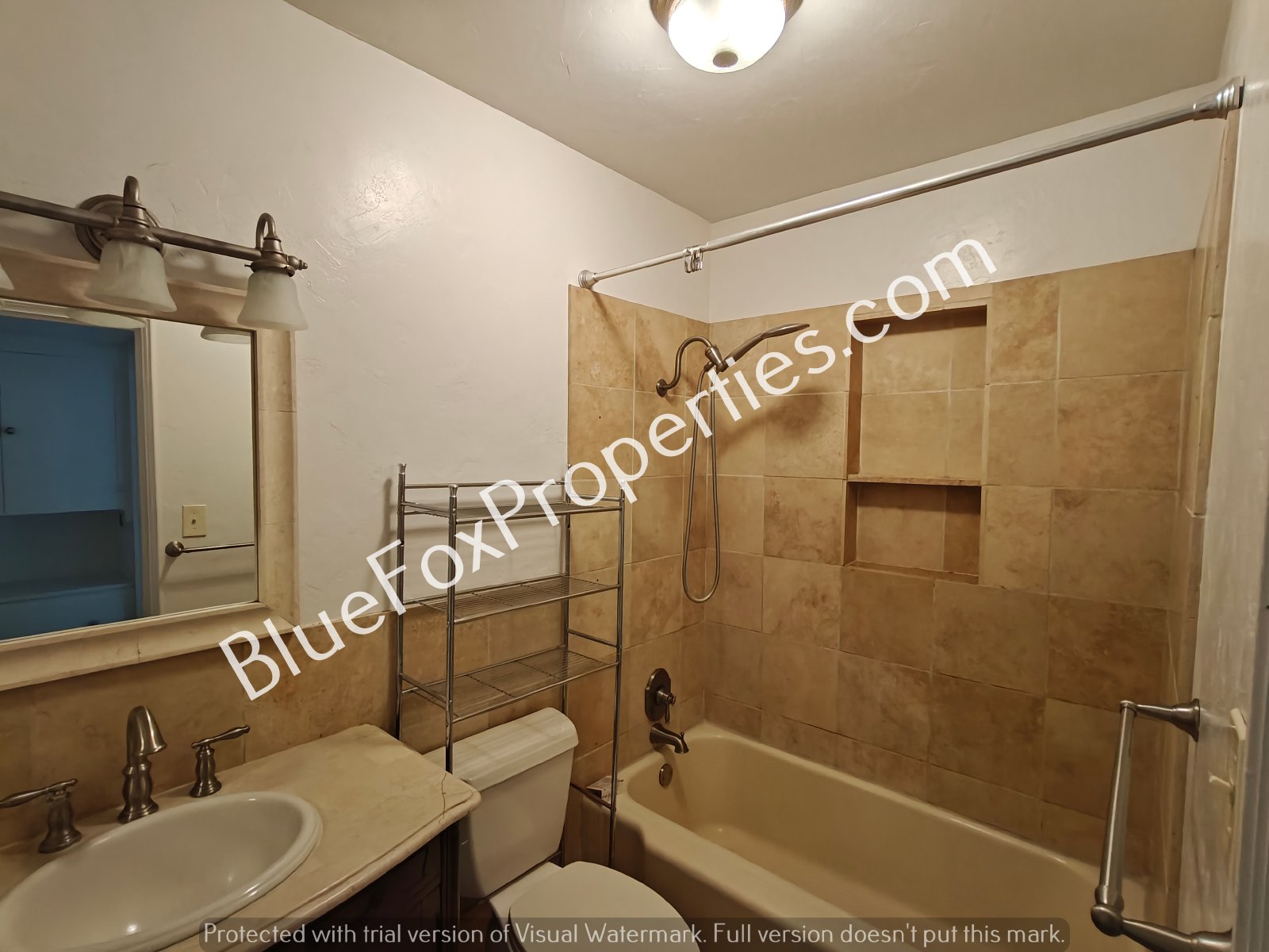 1510 E Silver St property image