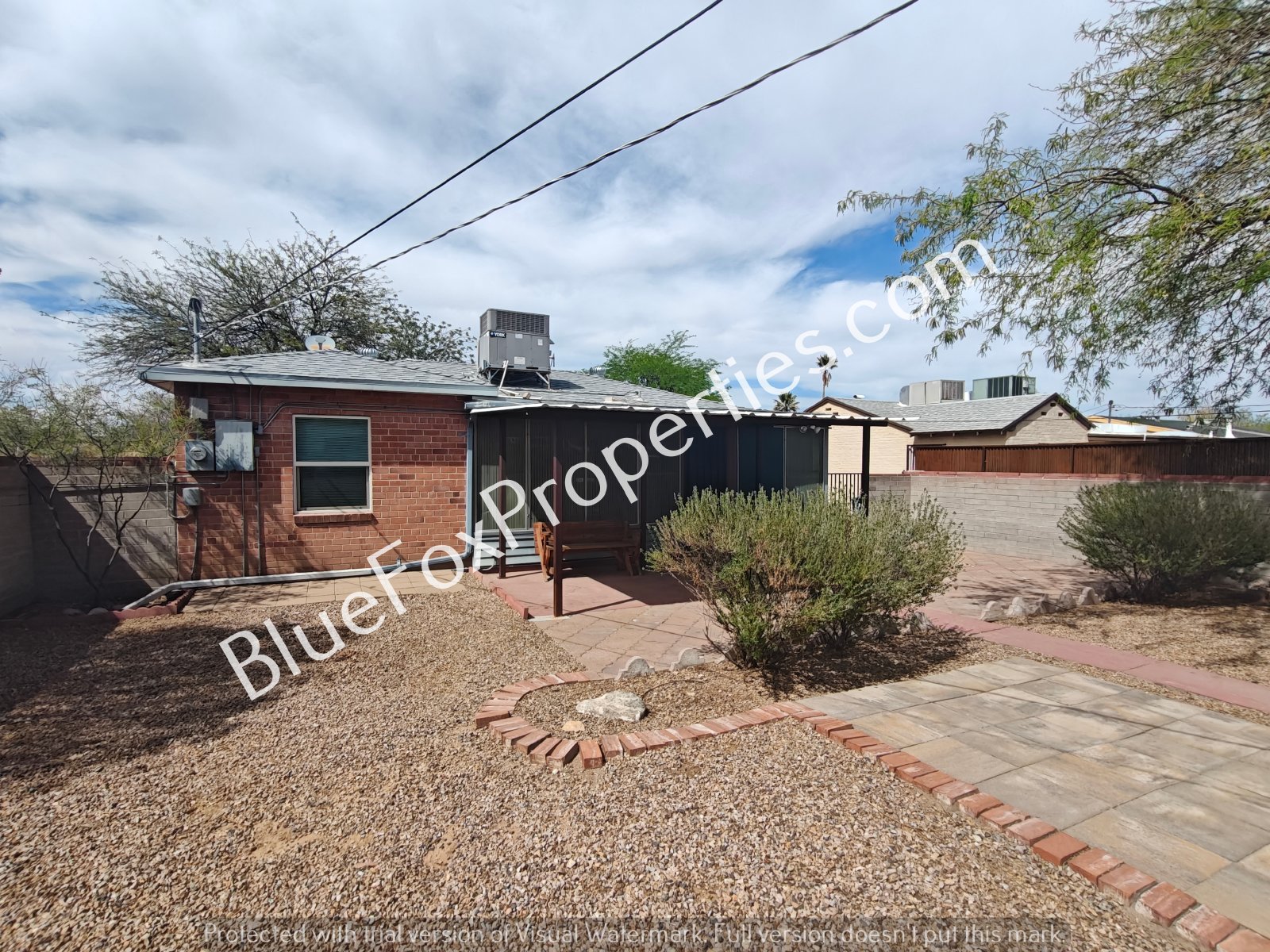 1510 E Silver St property image