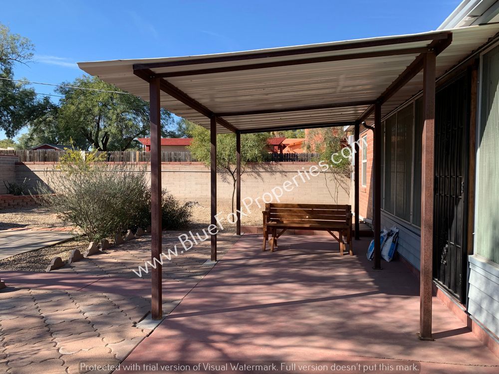 1510 E Silver St property image