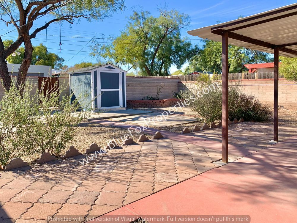 1510 E Silver St property image