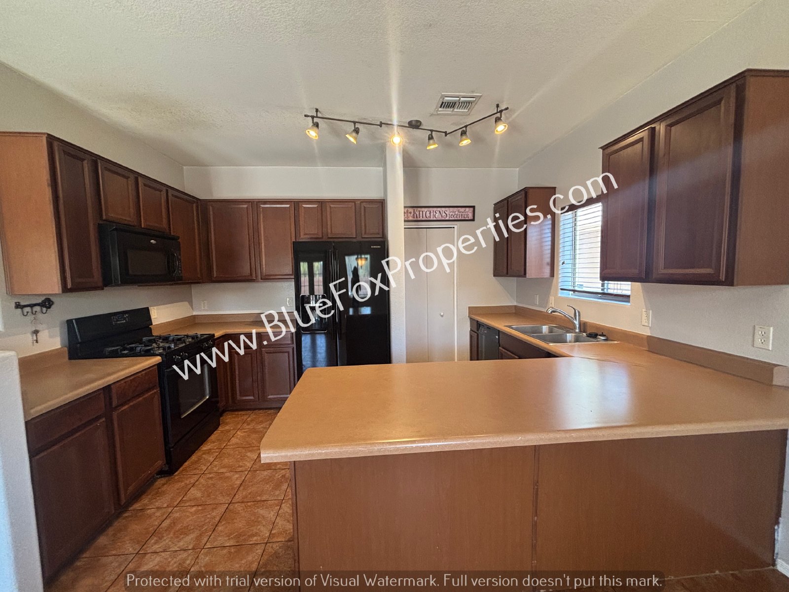7846 S Hidden Places Loop property image