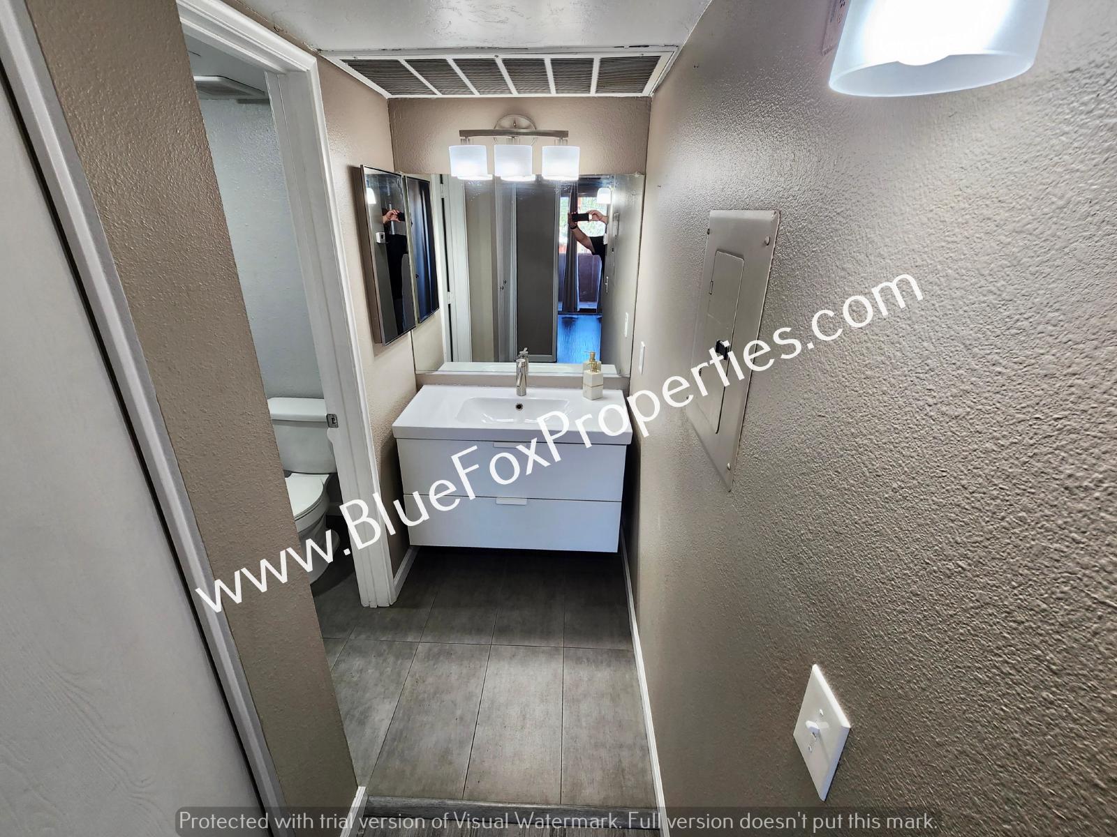 1810 E. Blacklidge property image