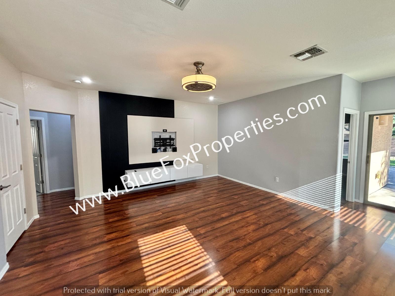 11930 W Heyburn Dr property image