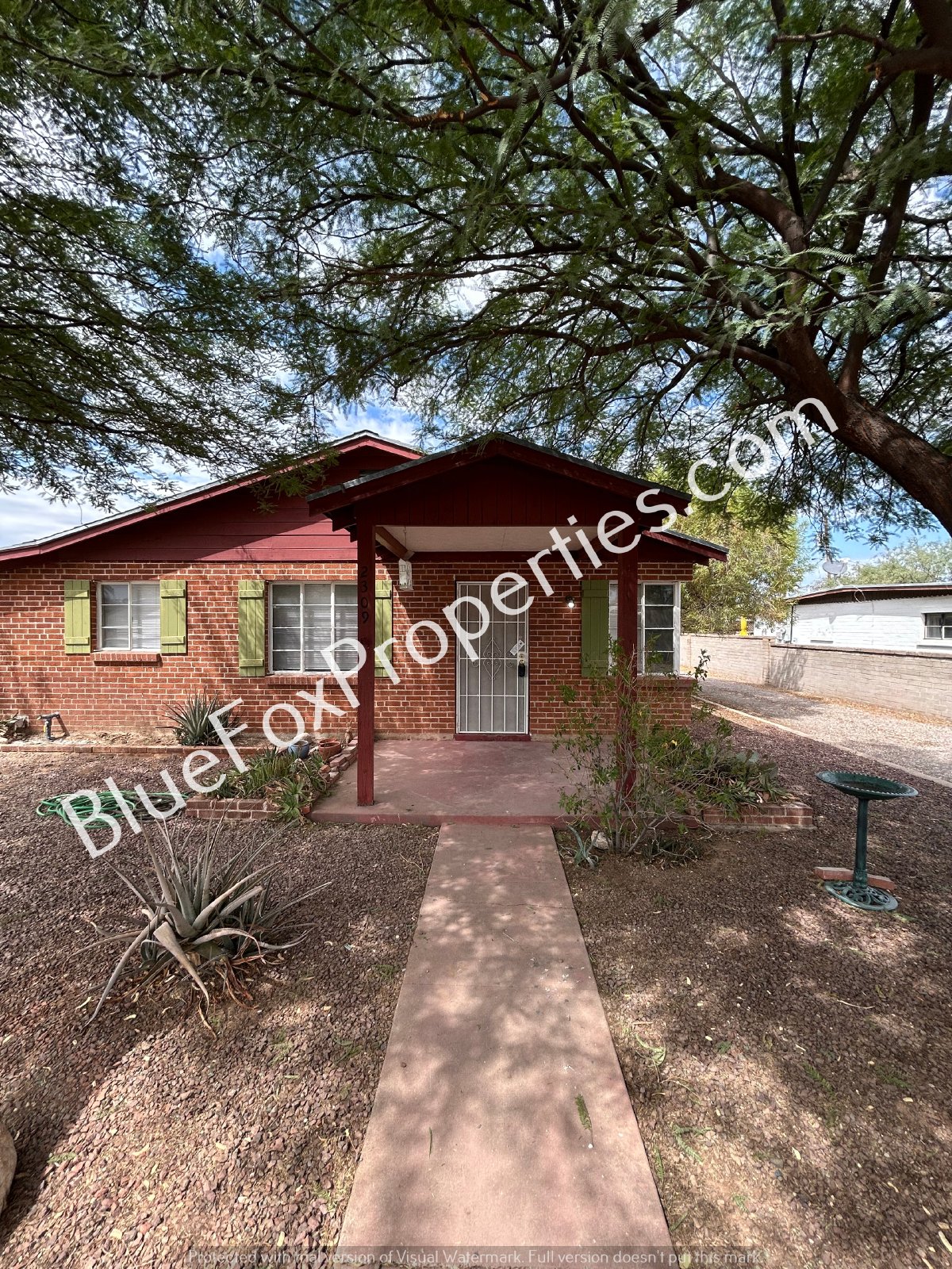 2309 N Chrysler Drive property image