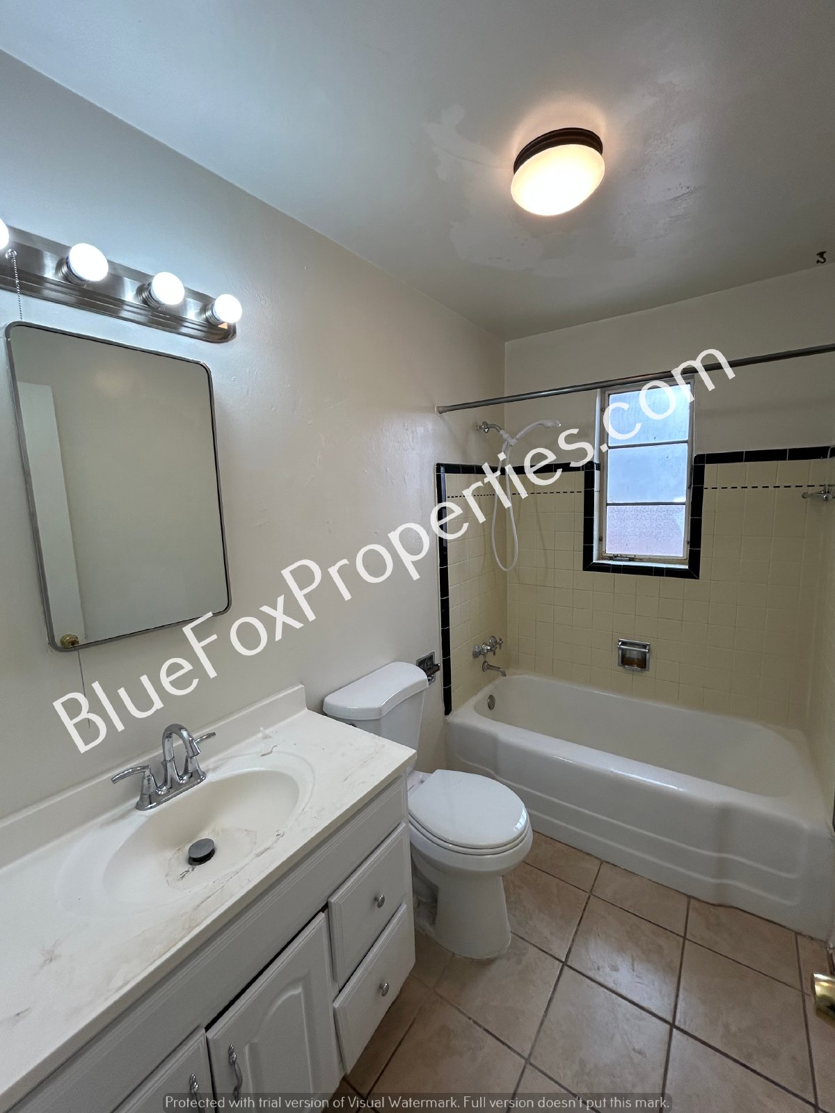 2309 N Chrysler Drive property image