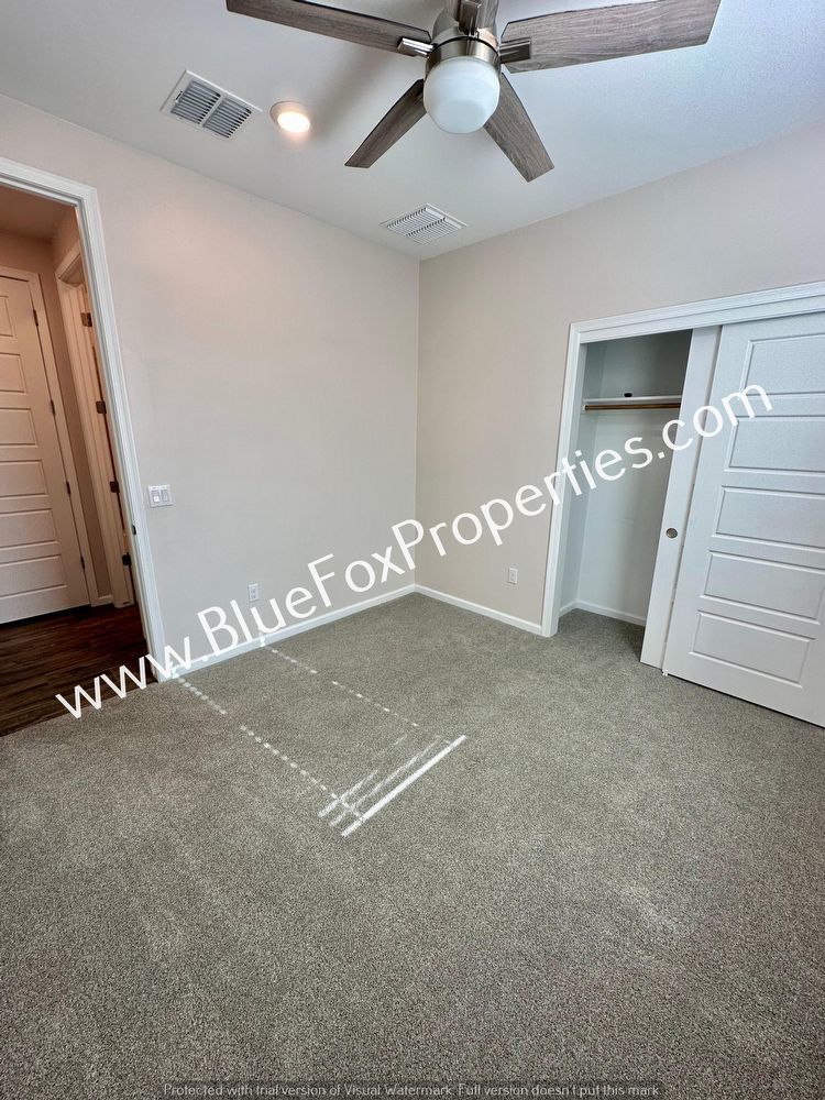 8073 S Jaeger Pl property image