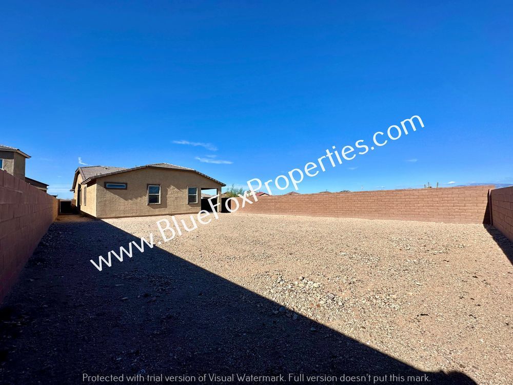 8073 S Jaeger Pl property image