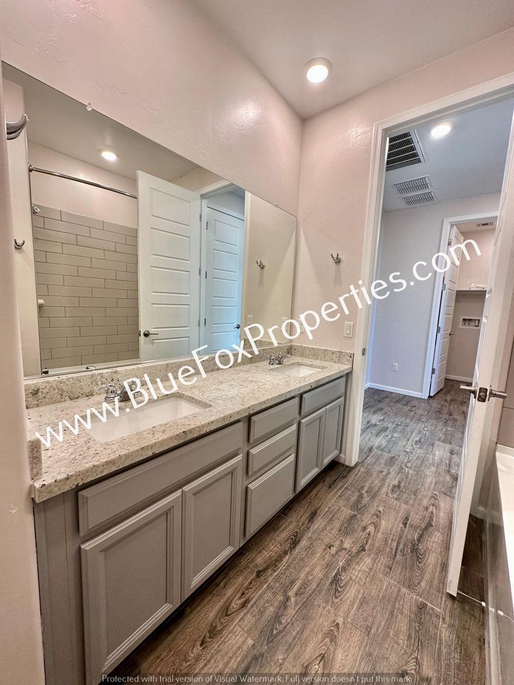 8073 S Jaeger Pl property image