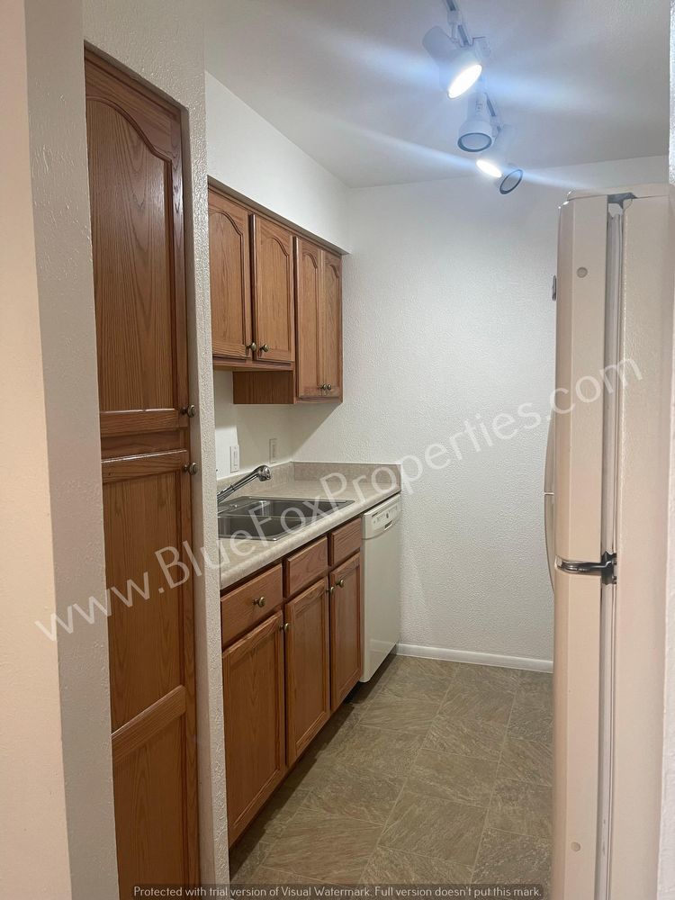 1600 N Wilmot Road #235 property image