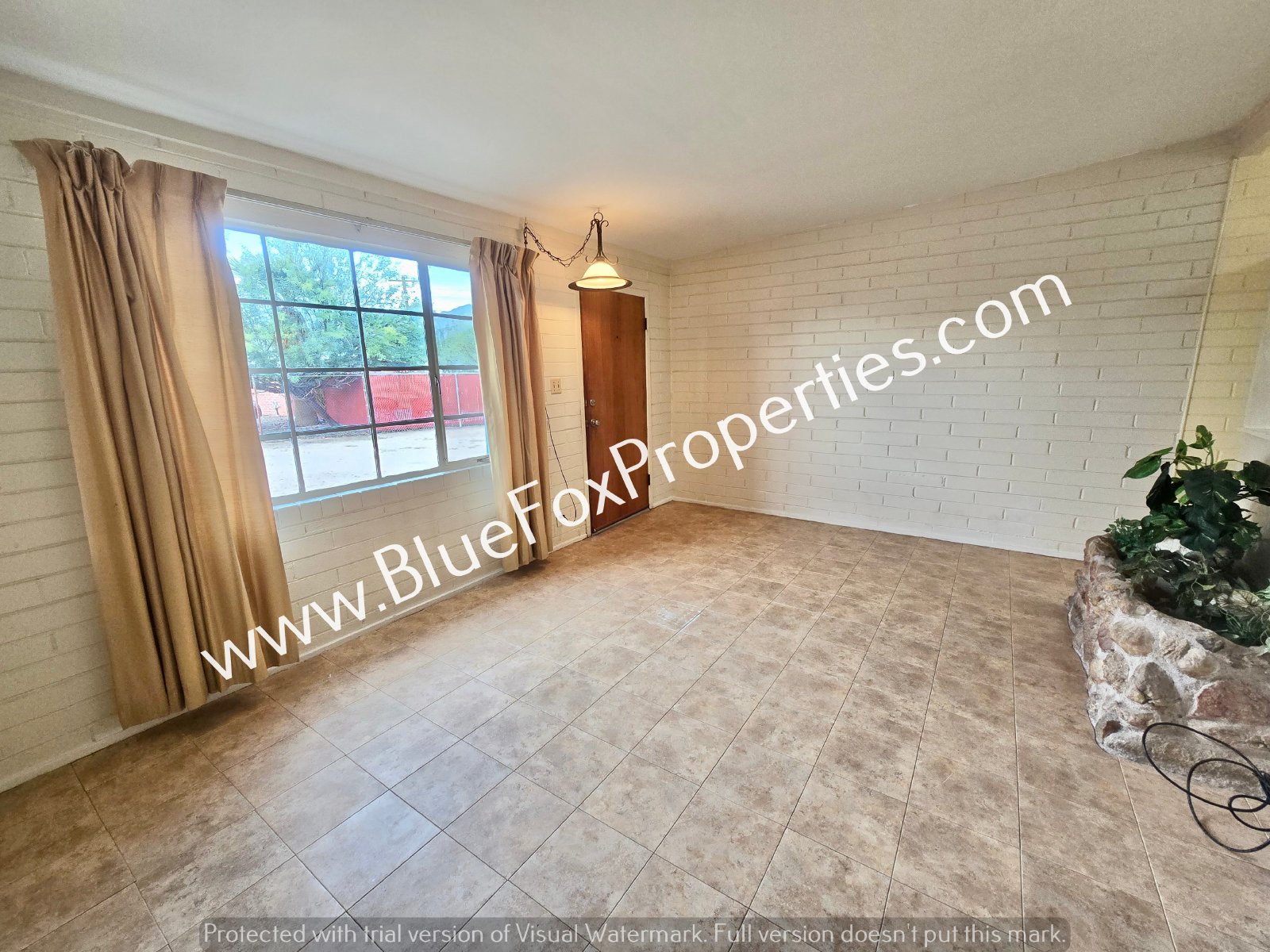 3240 E Halcyon Pl property image