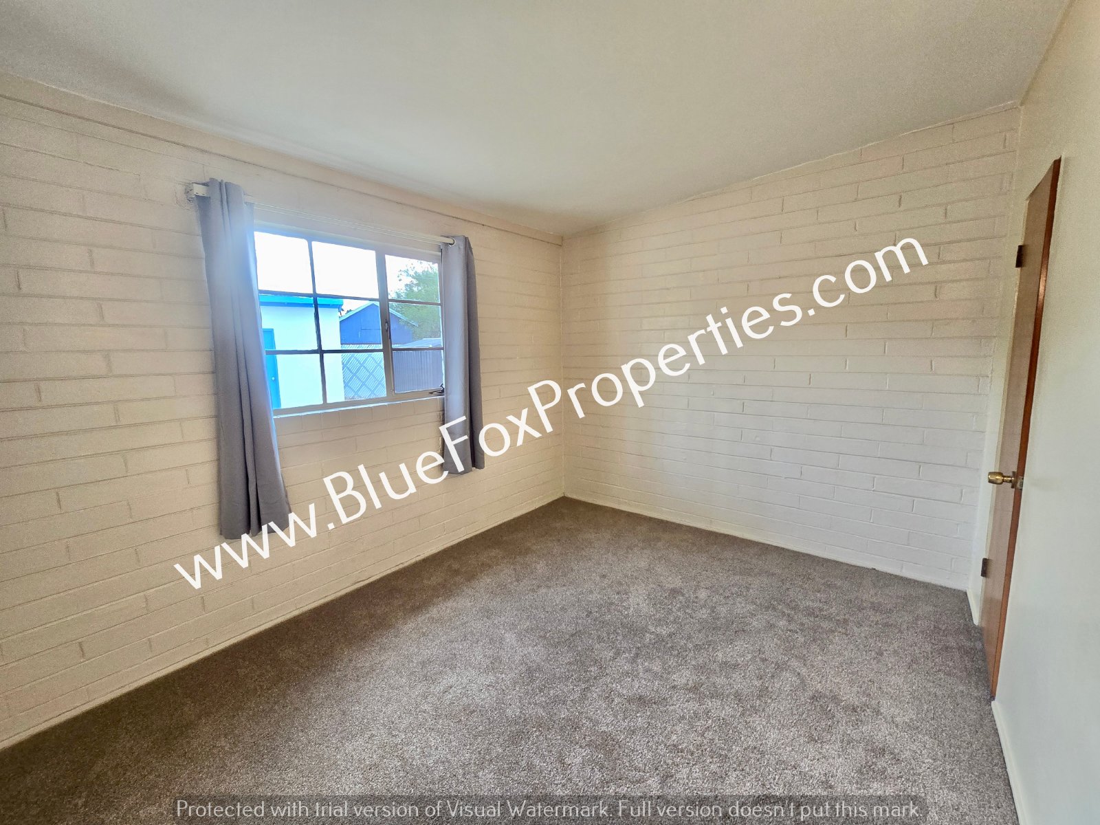 3240 E Halcyon Pl property image