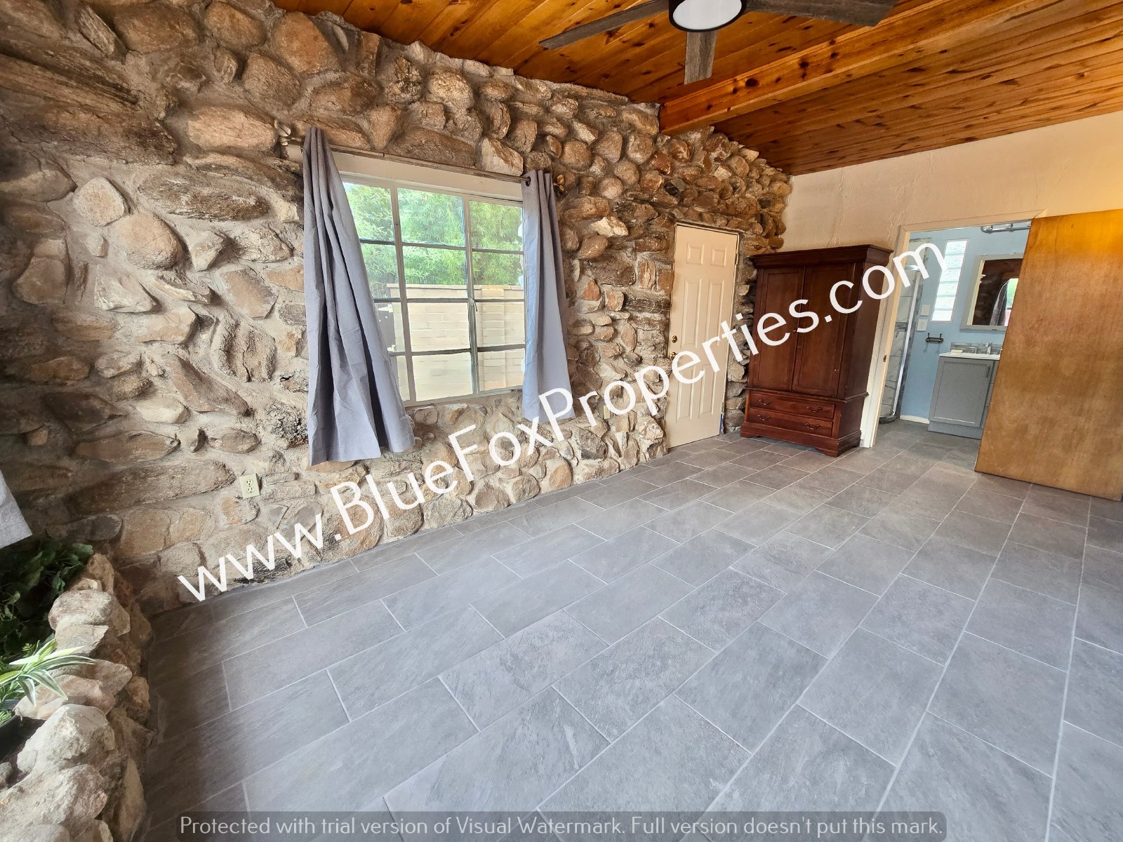 3240 E Halcyon Pl property image