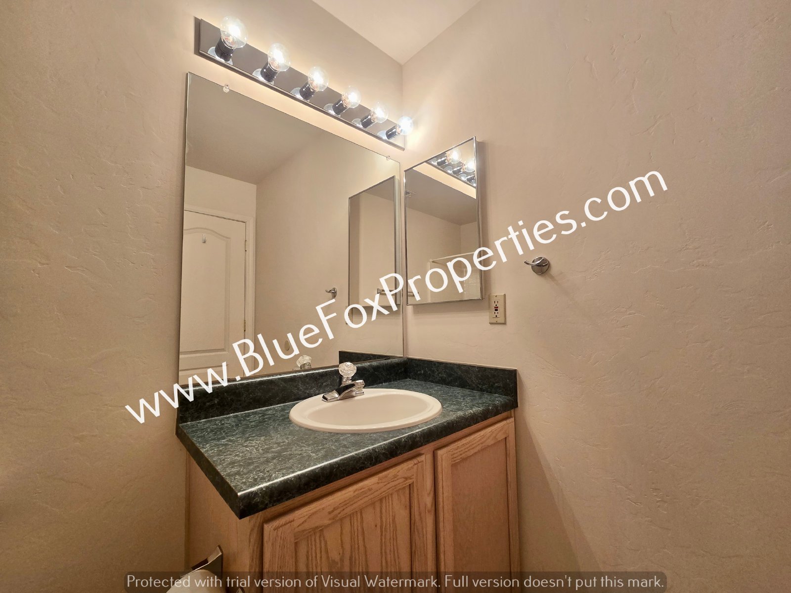 2204 W Silver River Way property image
