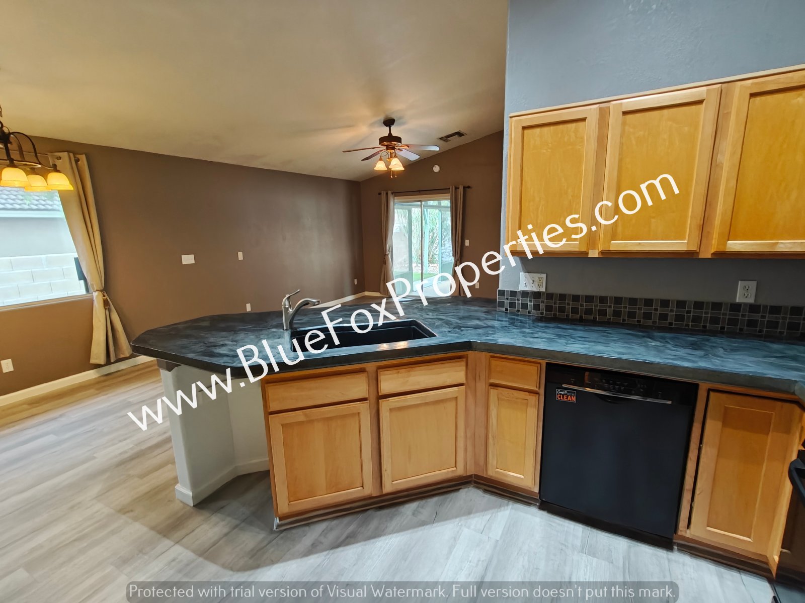 5524 W Guild Springs St property image