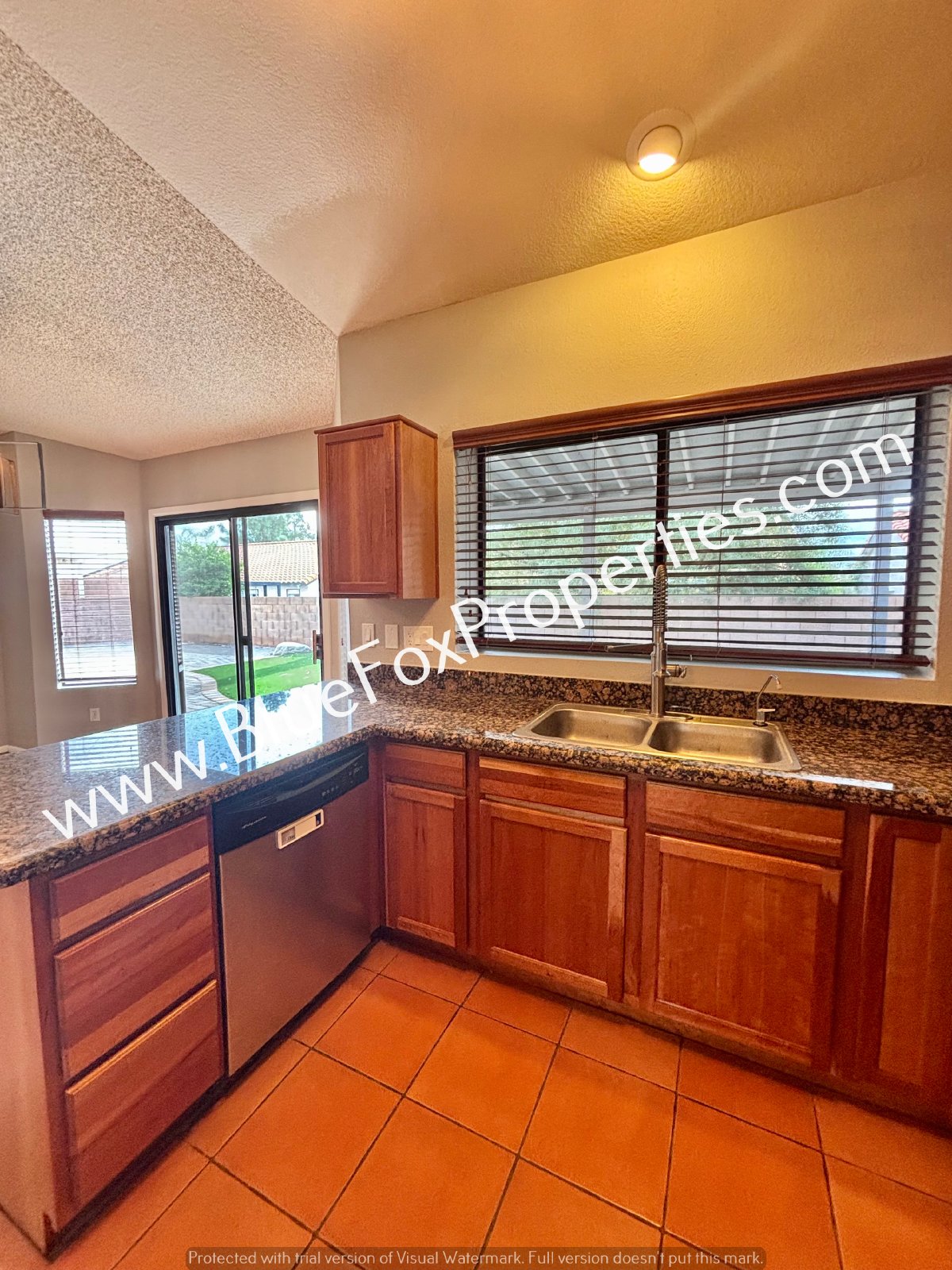 2621 W Camino Del Deseo property image