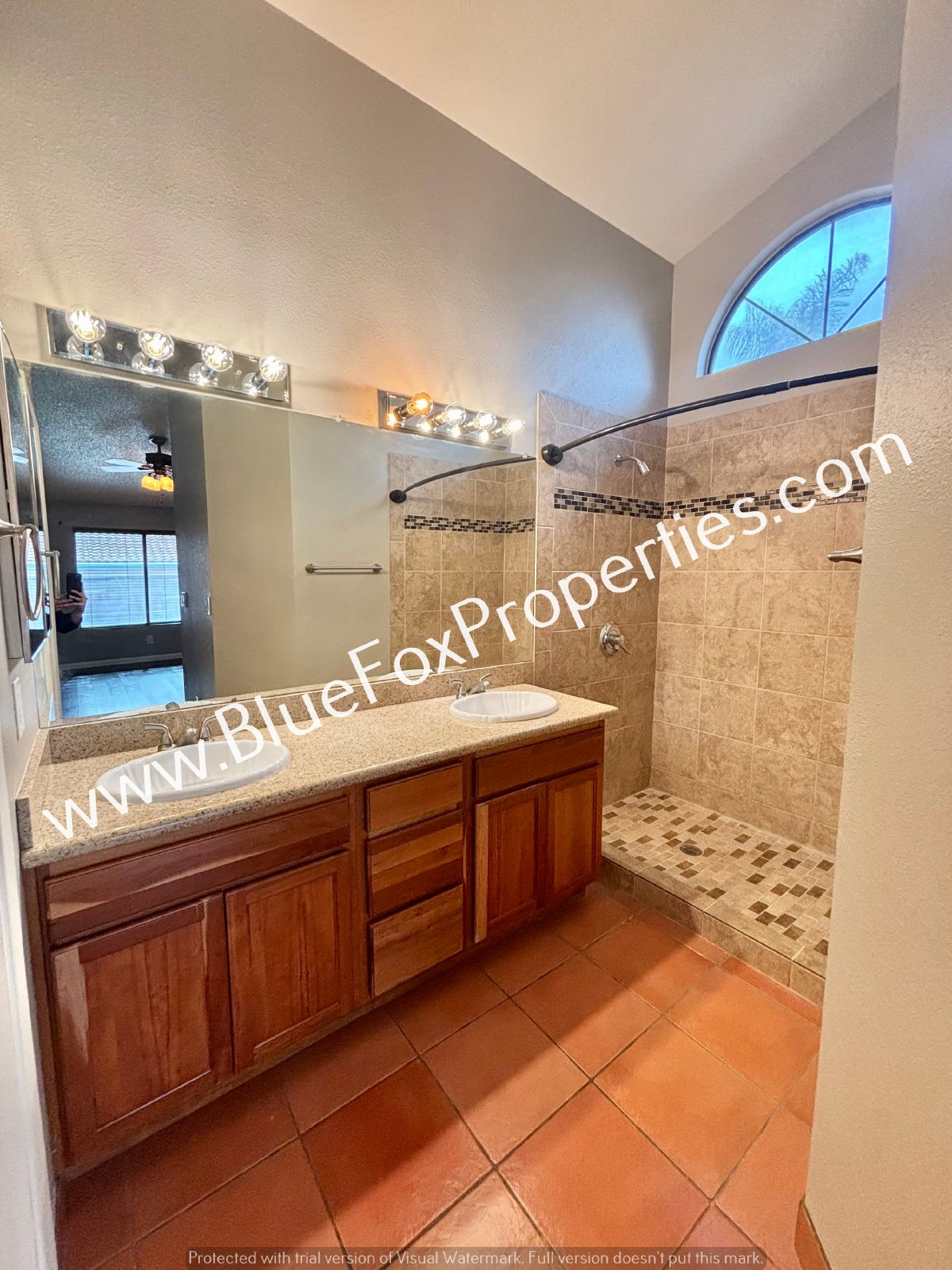 2621 W Camino Del Deseo property image