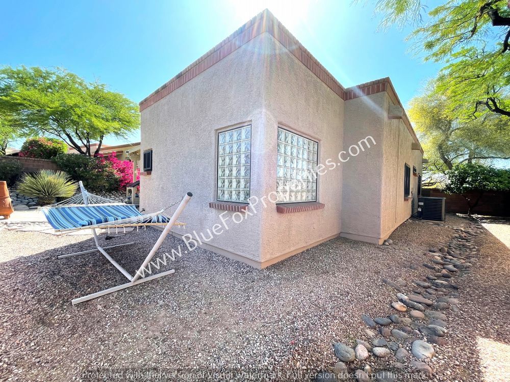 5449 N. Crescent Ridge Drive property image